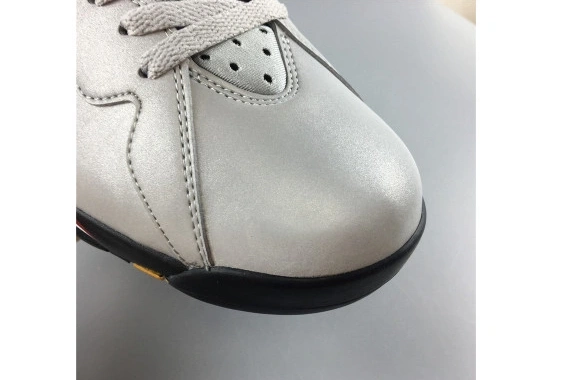 7 BV6281-006 AIR JORDAN BV6281-006 CARDINAL” “REFLECTIVE 0813